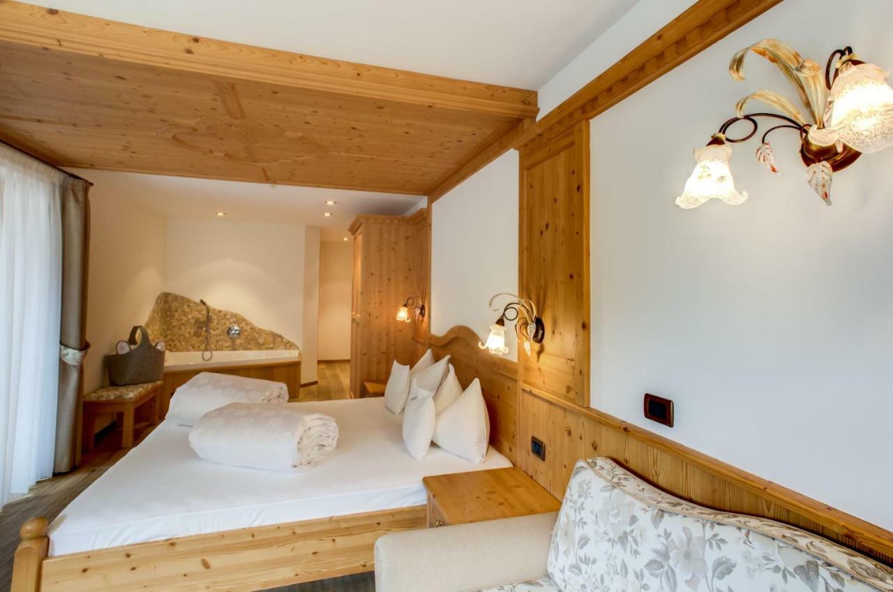 Hotel Muliac Selva di Val Gardena Kültér fotó